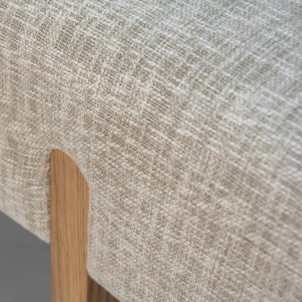 Avena Upholstered Bench Perspective View 10