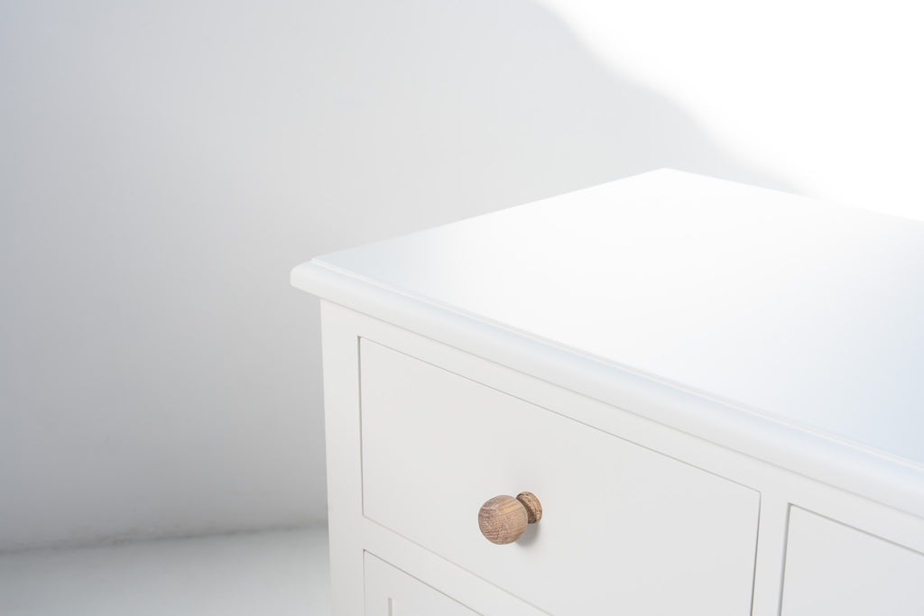 Avery Chest of Drawers Perspective View 11