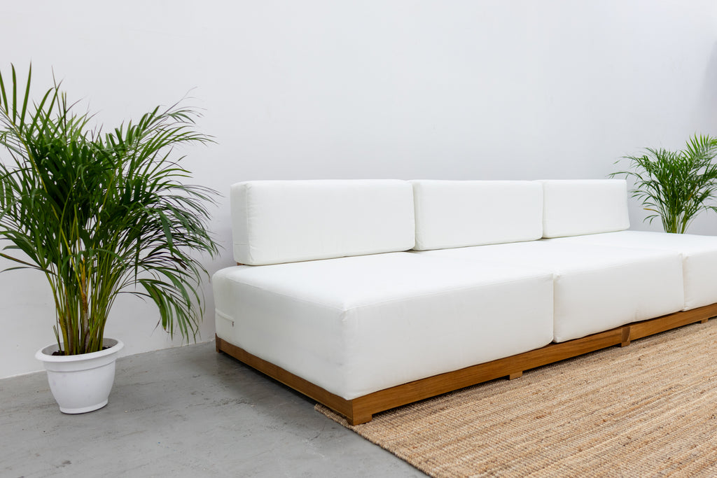 Bakoo Outdoor Teak Sofa Side view