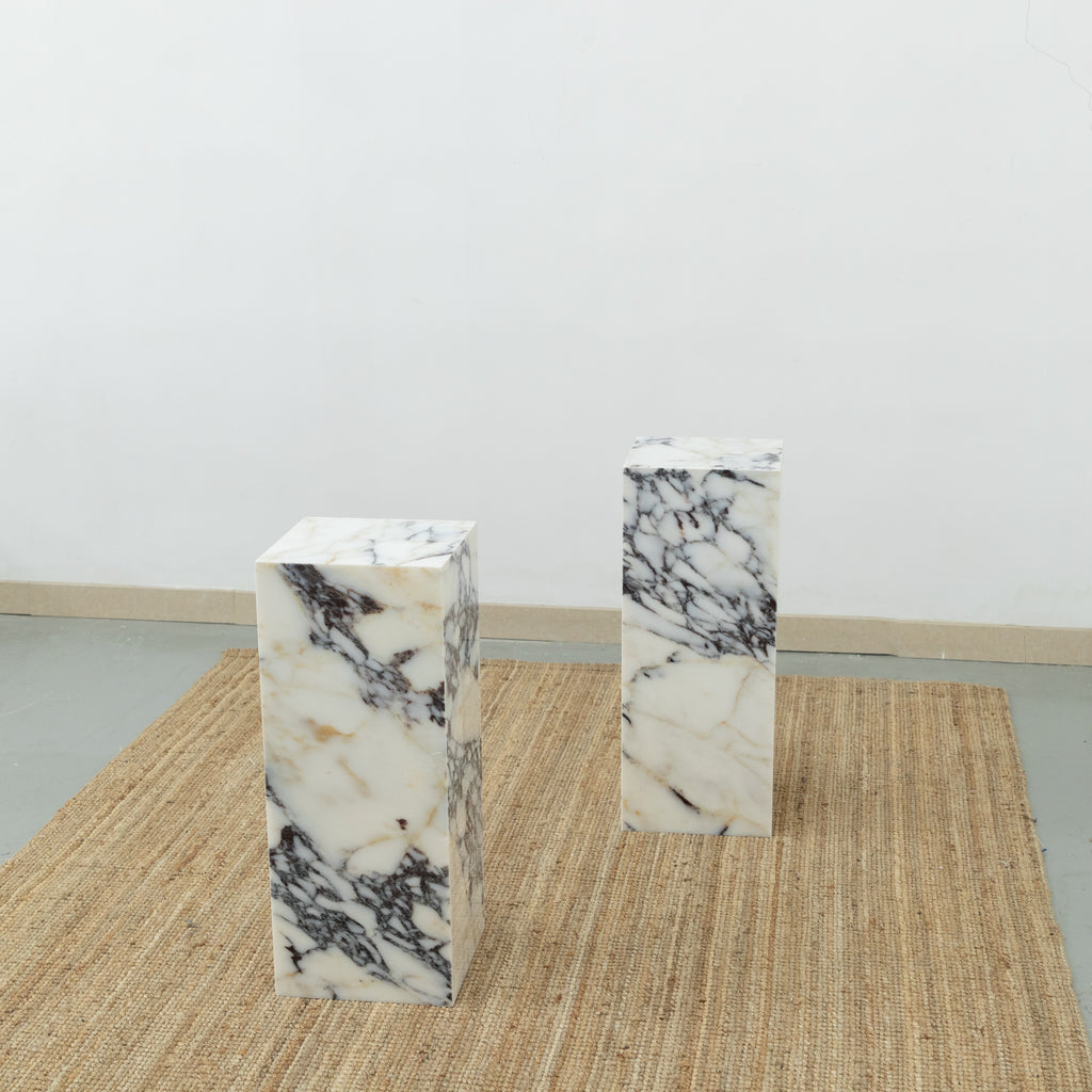 Calacutta Marble Plinth 4