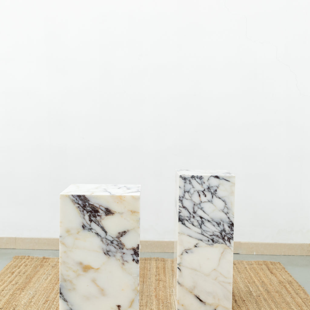 Calacutta Marble Plinth 6