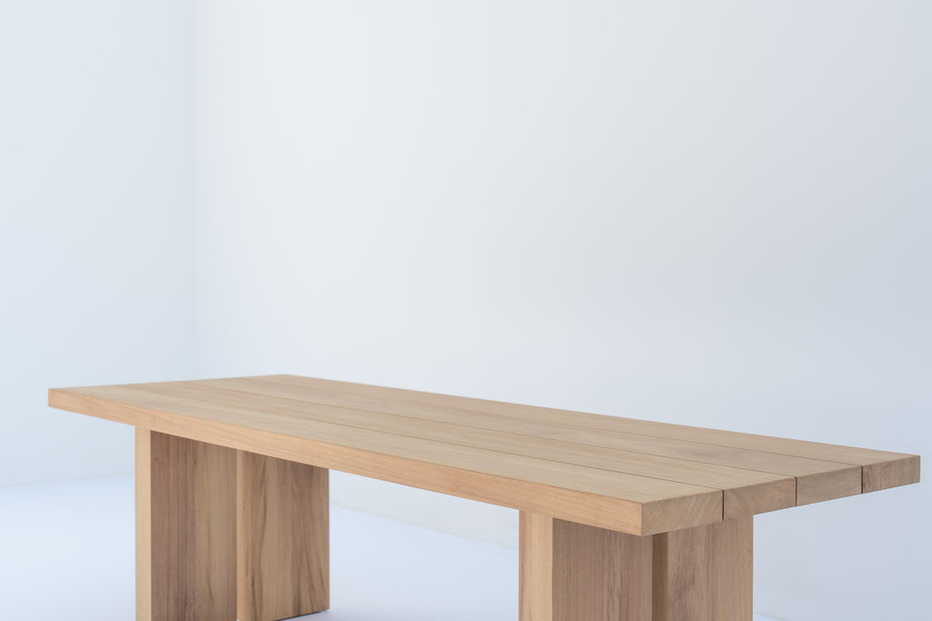 Carter Dock Outdoor Dining Table Perspective View 10