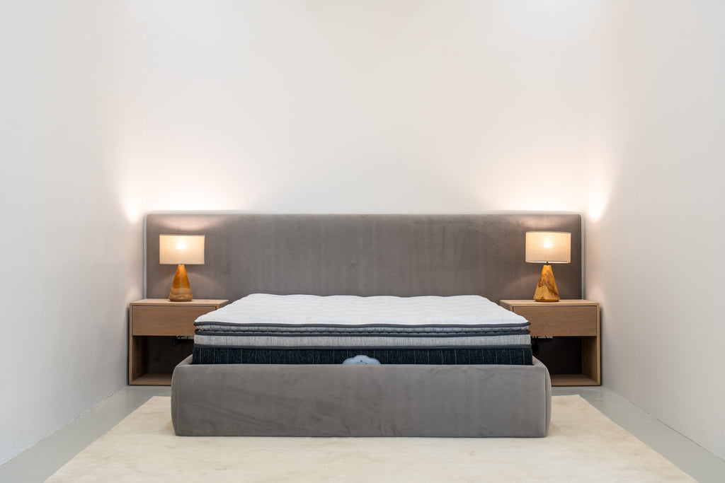 Chantilly Bed View 5