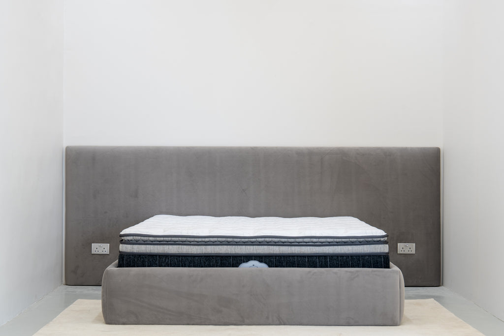 Chantilly Bed View 7