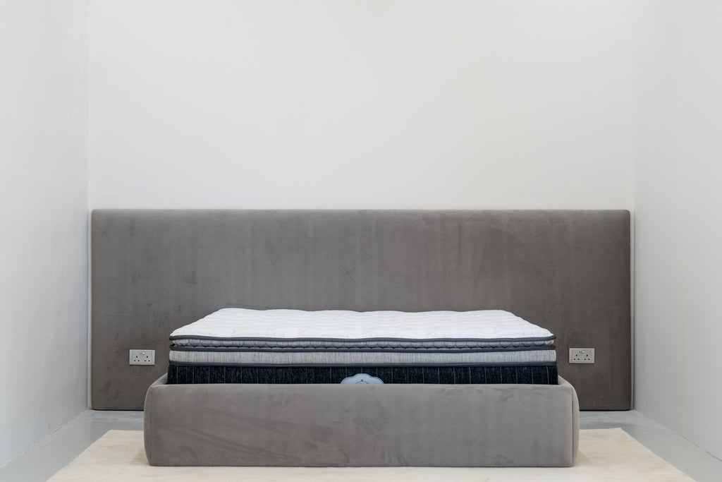 Chantilly Bed View 9