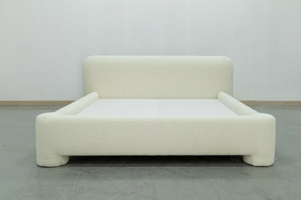 Chunky Boucle Bed