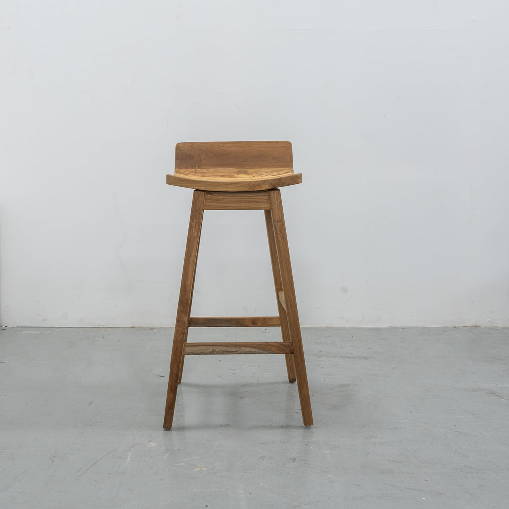 Crete Bar Chair Front view