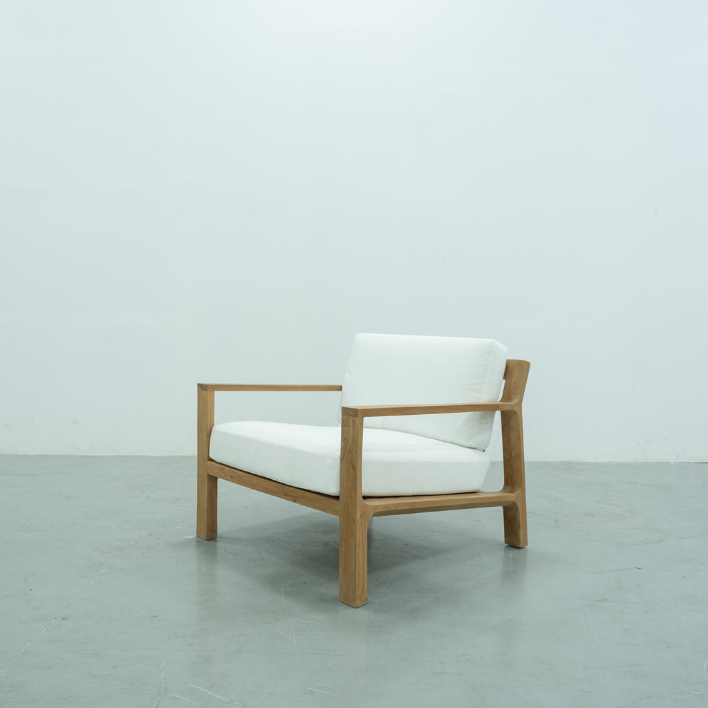 Crete Teak Lounge Chair Side view