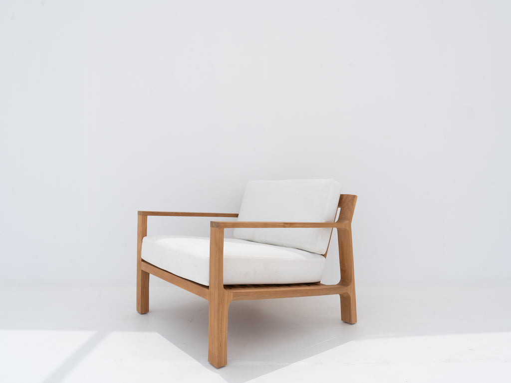 Crete Teak Lounge Chair Side view