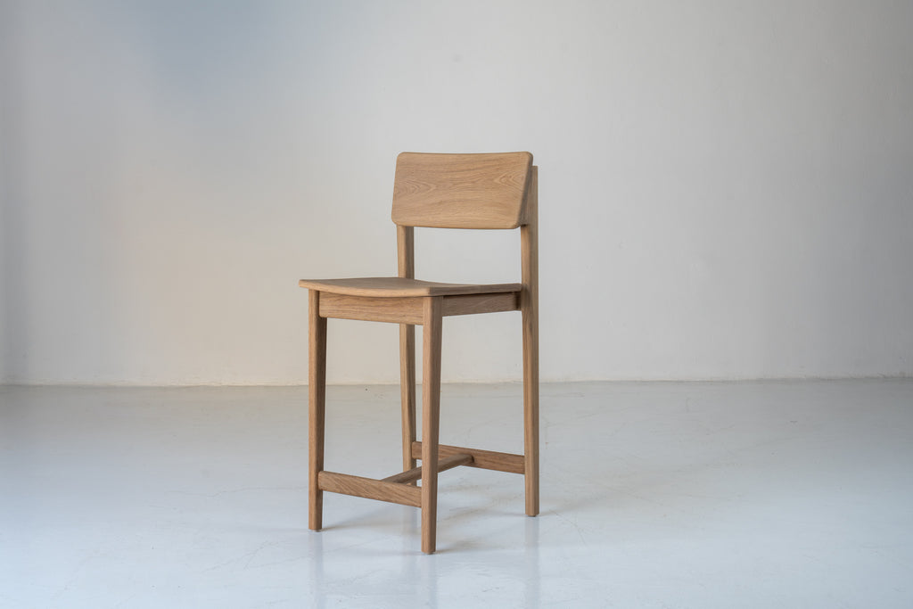 Eira Oak Bar Chair Perspective View 3