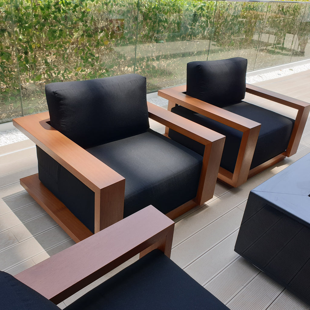 Elegant Teak Single Seater Customer Home