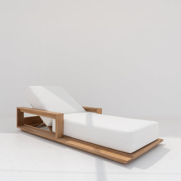 Elegant Teak Sun Lounger Side view