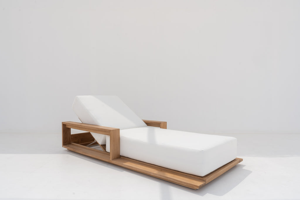 Elegant Teak Sun Lounger Side view