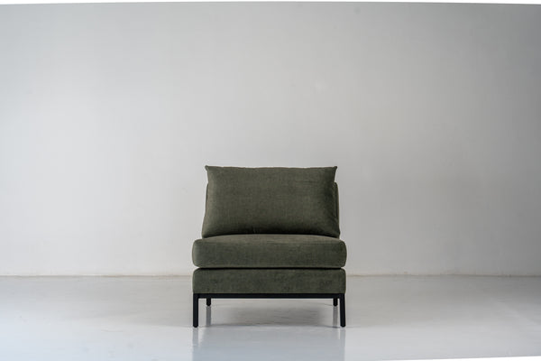 Element Accent Lounge Chair Front Perspective 