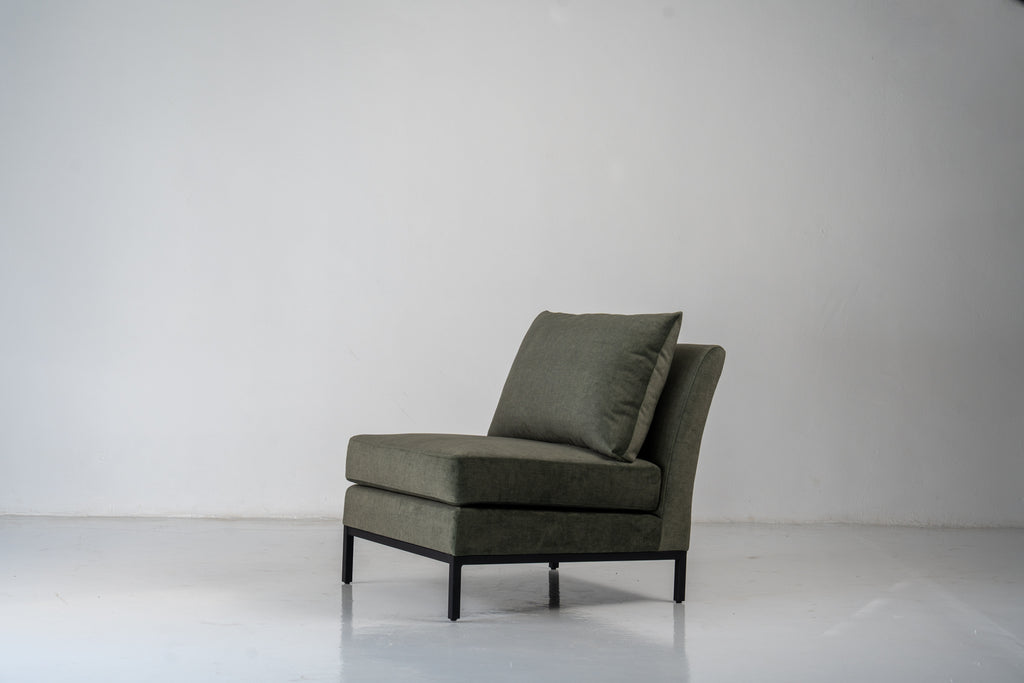 Element Accent Lounge Chair Perspective View 3