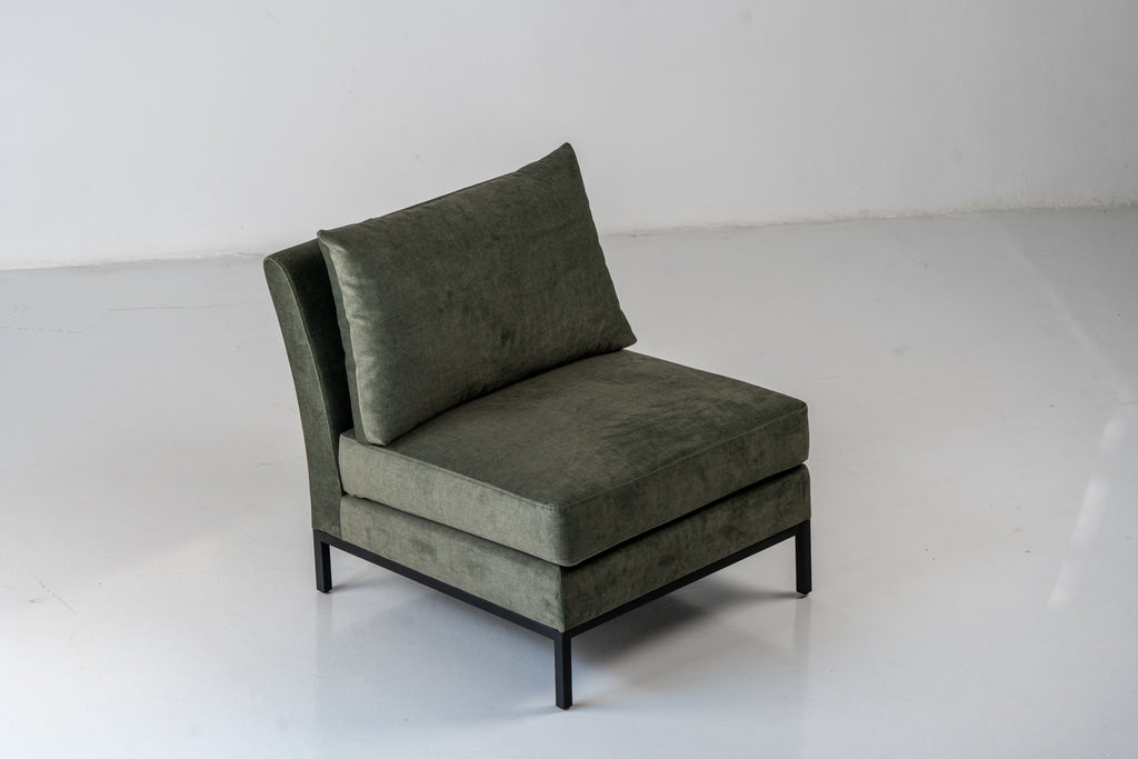 Element Accent Lounge Chair Perspective View 8