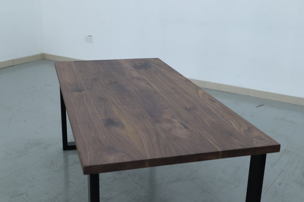 Elizabeth Walnut Dining Table Detailed Top Texture View 2