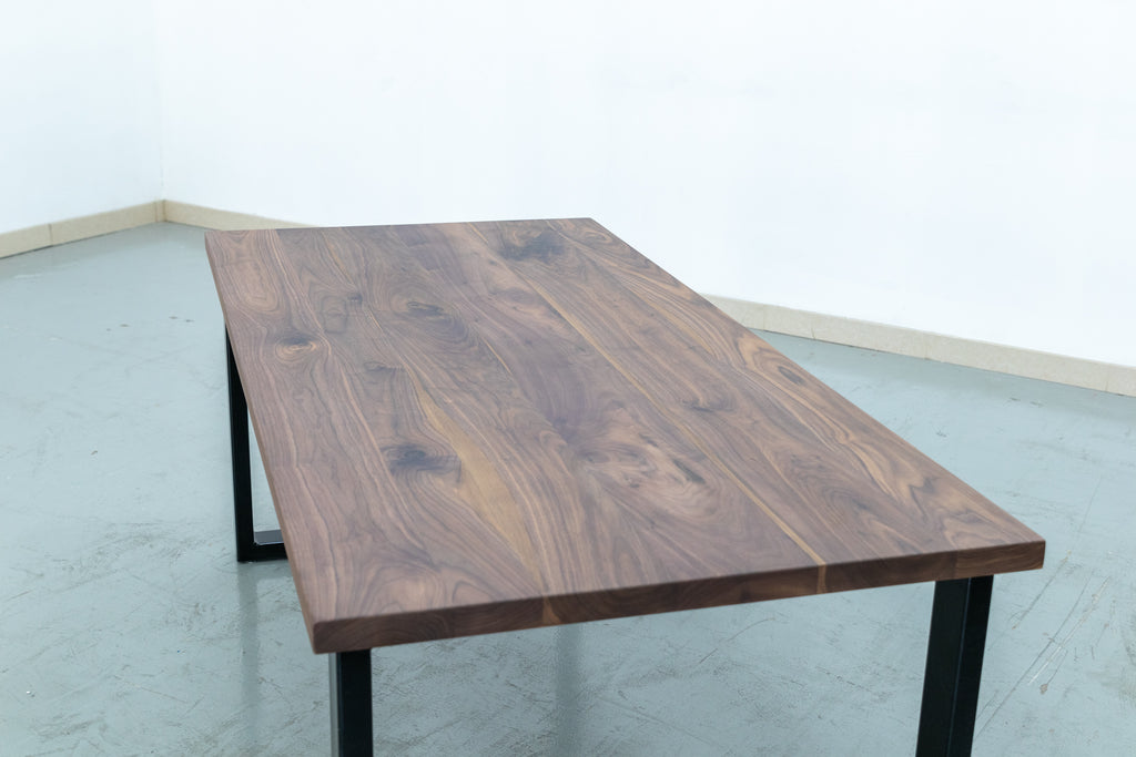 Elizabeth Walnut Dining Table Detailed Top Texture View 3