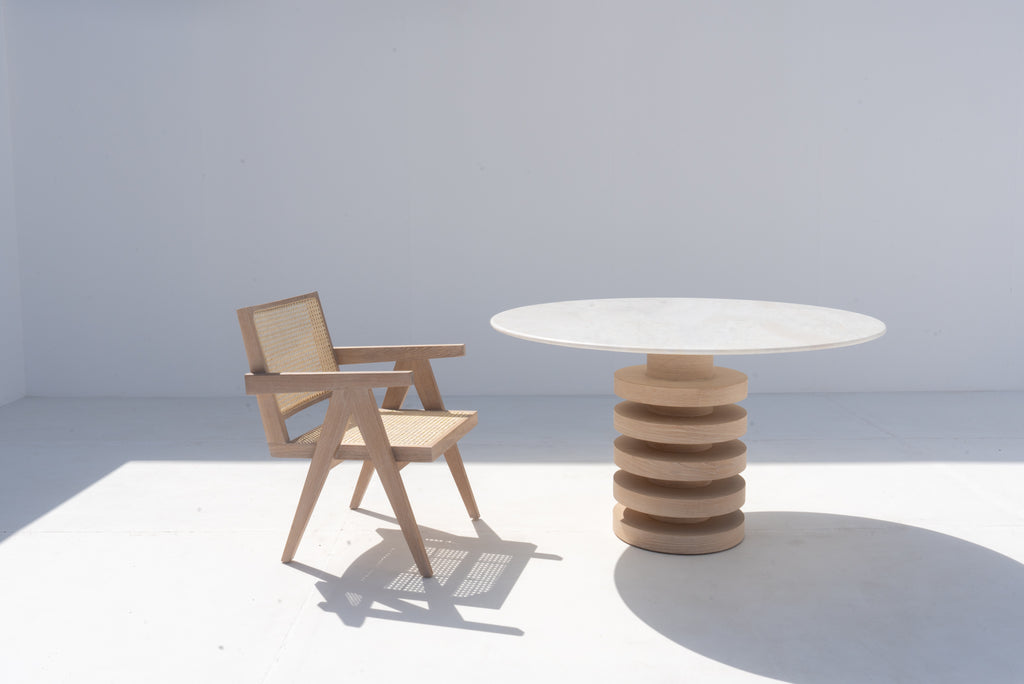 Halo Marble Dining Table (Whitewashed Oak) Perspective View 3