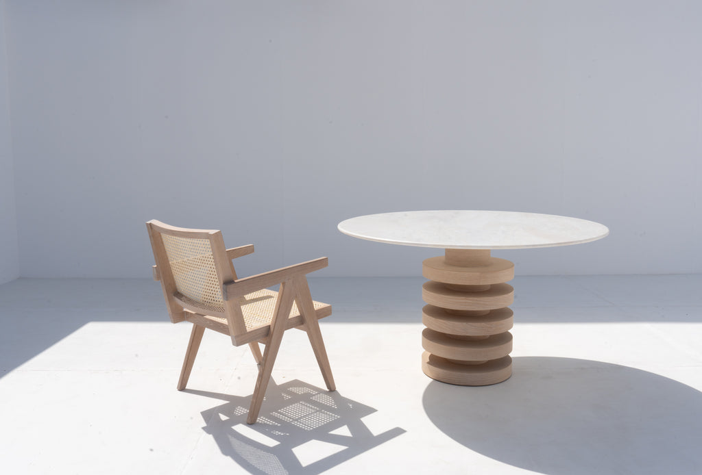 Halo Marble Dining Table (Whitewashed Oak) Perspective View 4