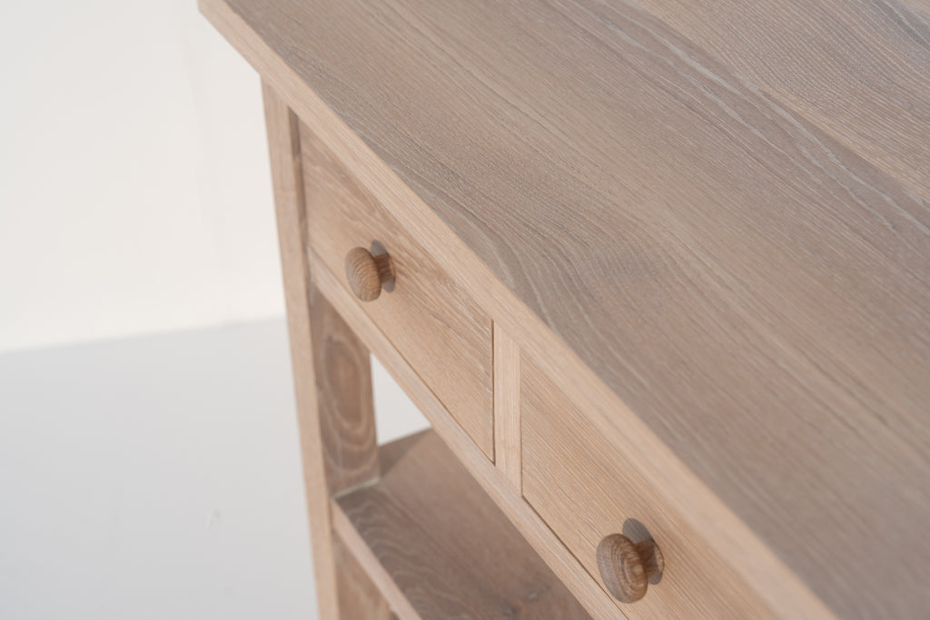 Hamptons Oak Bedside Table Detailed Texture View 5