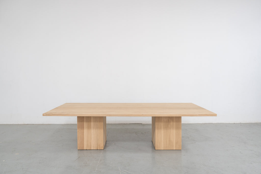 Haven Oak Dining Table Front View 3