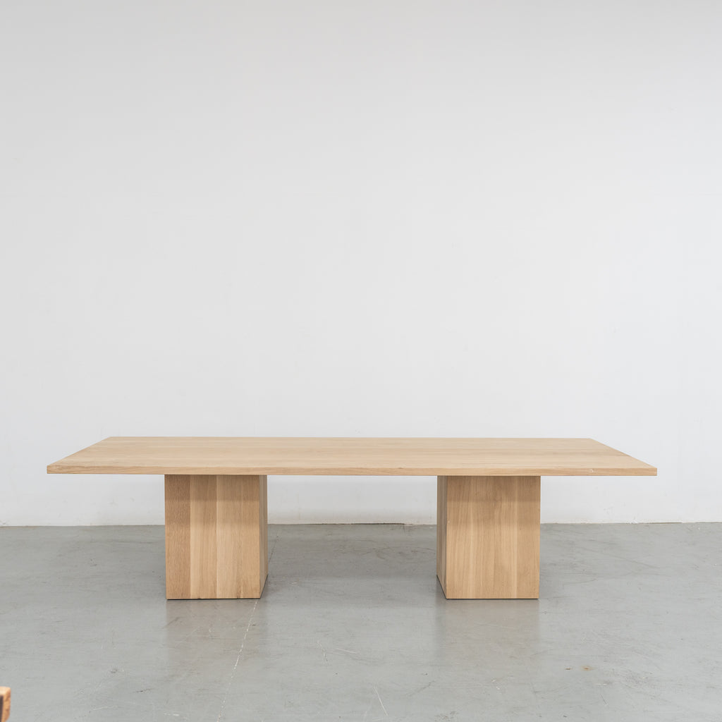 Haven Oak Dining Table Front View 5