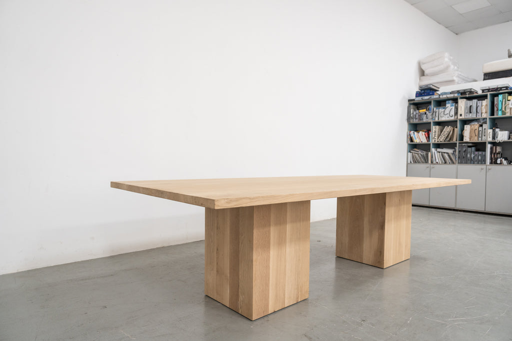Haven Oak Dining Table Perspective View 2