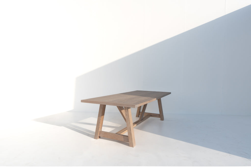 Heritage Lime-washed Oak Dining Table Perspective View 1