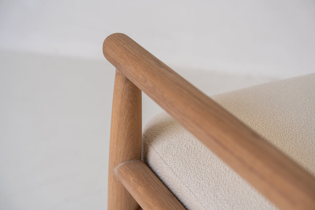 Hudson Oak Lounge Chair Perspective View 16