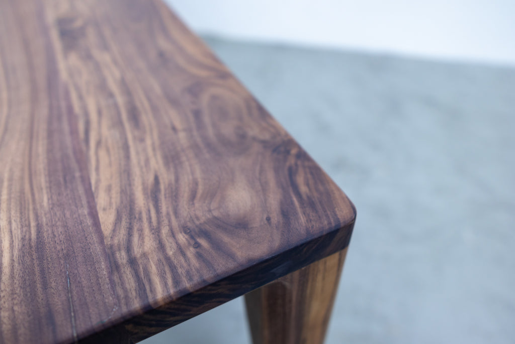 Jessica Walnut Dining Table Detailed Top Texture View 4
