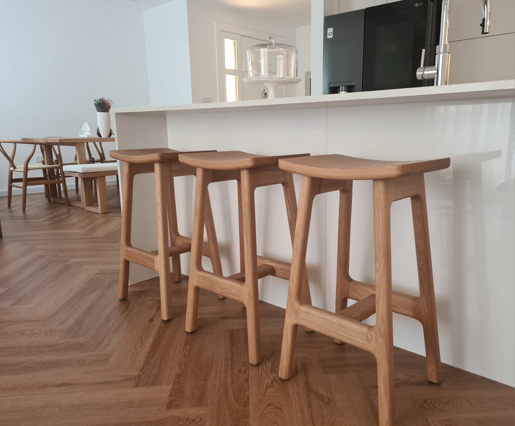 Knox Oak Bar Stool Indoor View 4