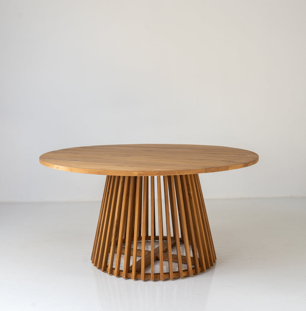 Lattice Round Dining Table Front View 4