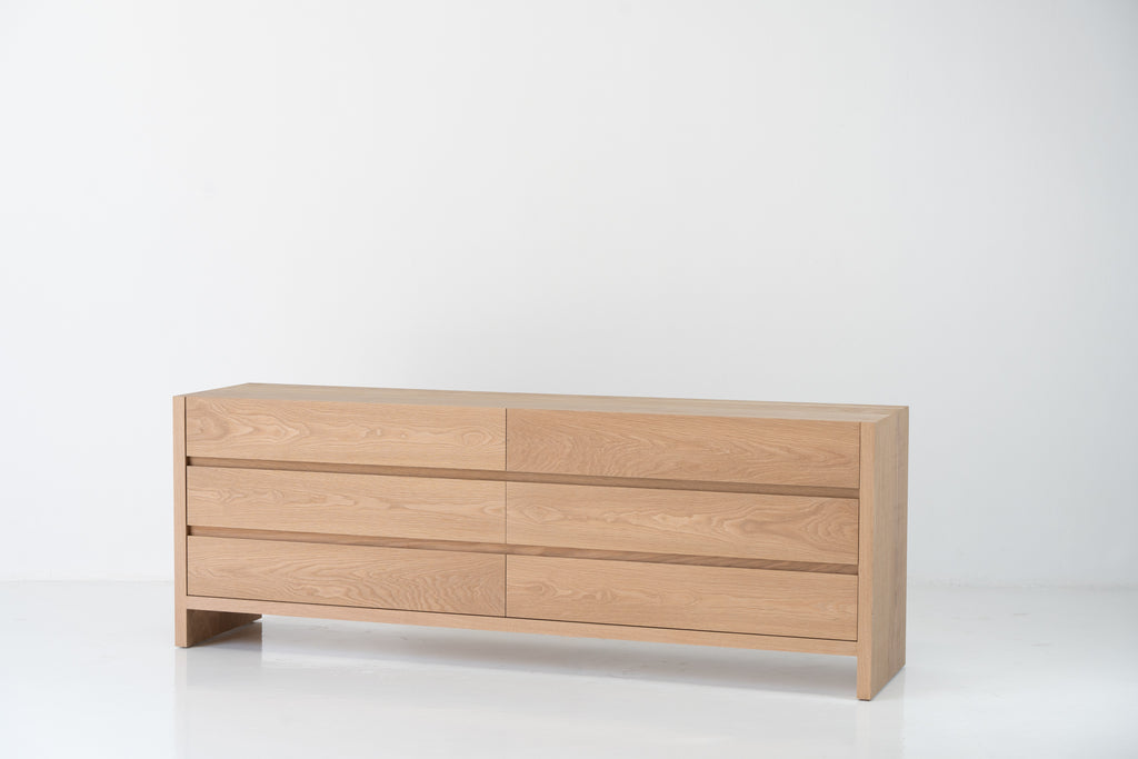 Linea Chest of Drawers Perspective View 1