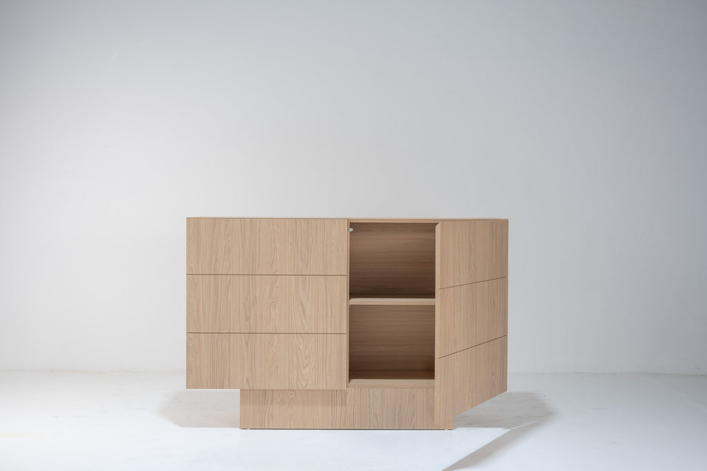 Loxley Oak Sideboard Front View 5