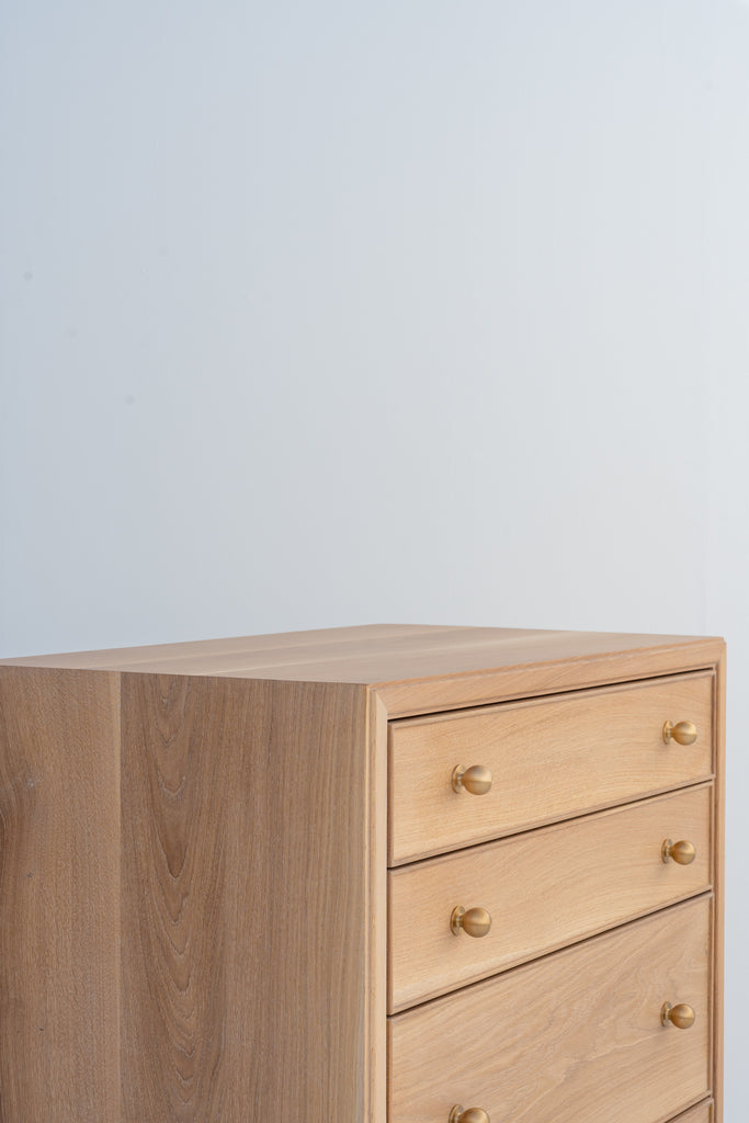 Madison Oak Chest of Drawers Details Texture View 4