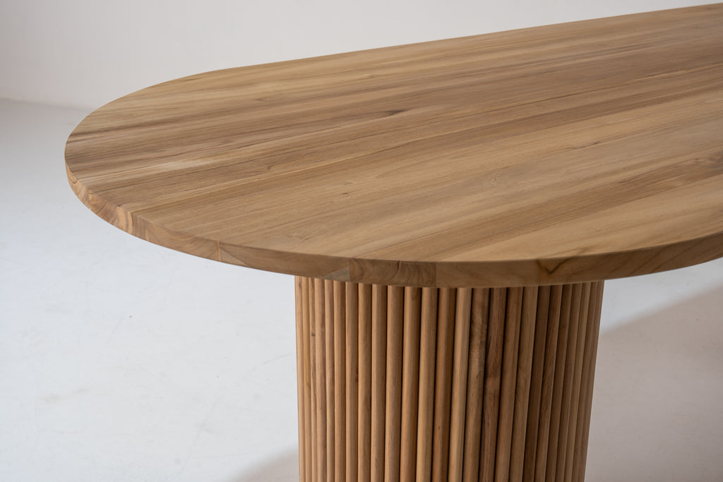 Meadows Oval Teak Dining Table Detailed Top Texture View 2