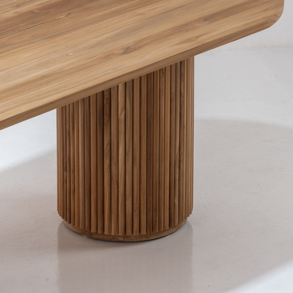 Meadows Oval Teak Dining Table Detailed Top Texture View 4