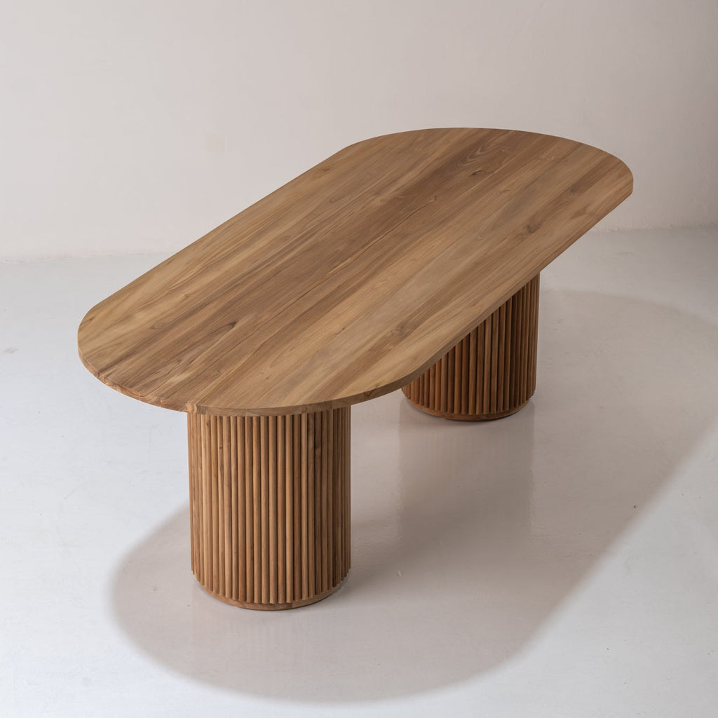 Meadows Oval Teak Dining Table Perspective View 3