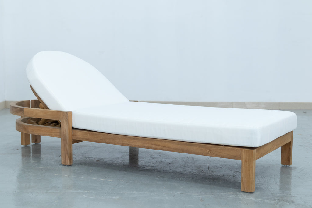 Memphis Sunlounger Side view