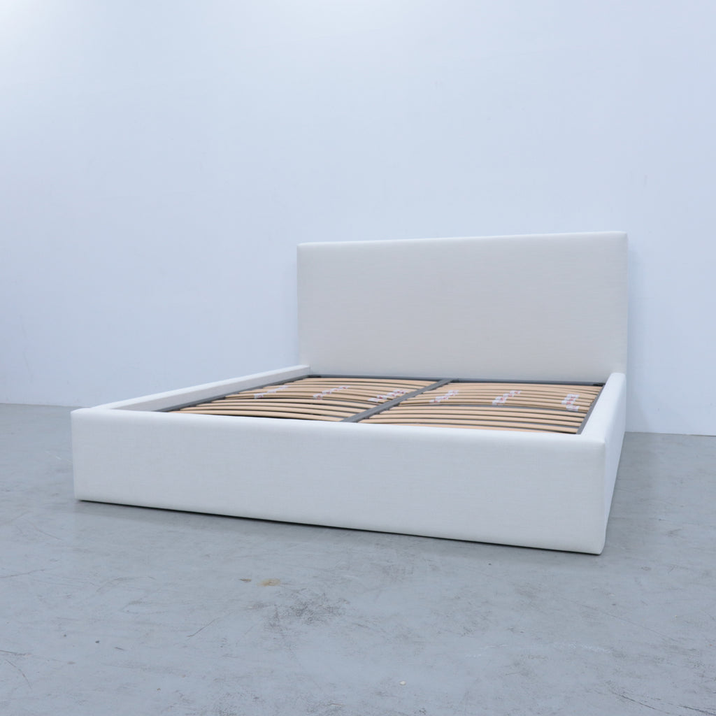 Minimalist Bed Side view