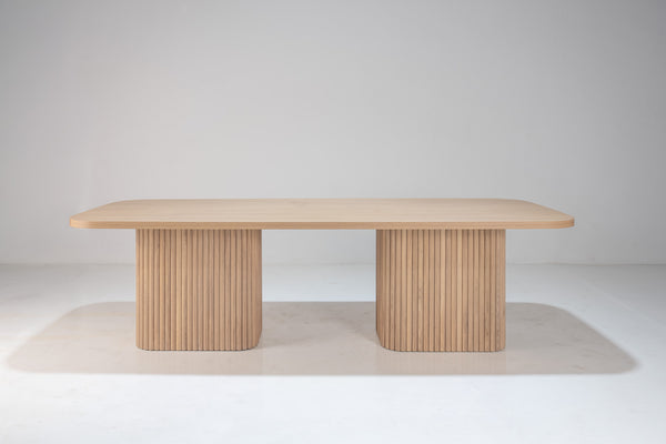 Mysa Oak Dining Table Front View 1