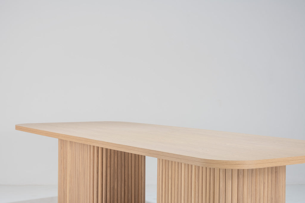 Mysa Oak Dining Table Perspective View 7