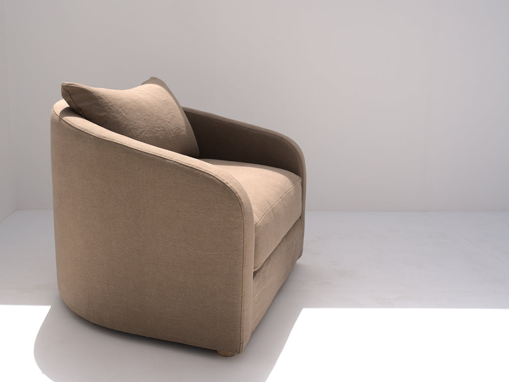 NV.II Slope Armchair Side view 2