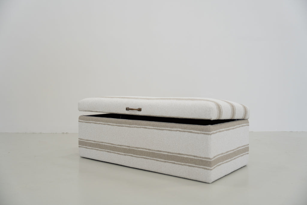NV.VIII Storage Ottoman Storage Open View 1