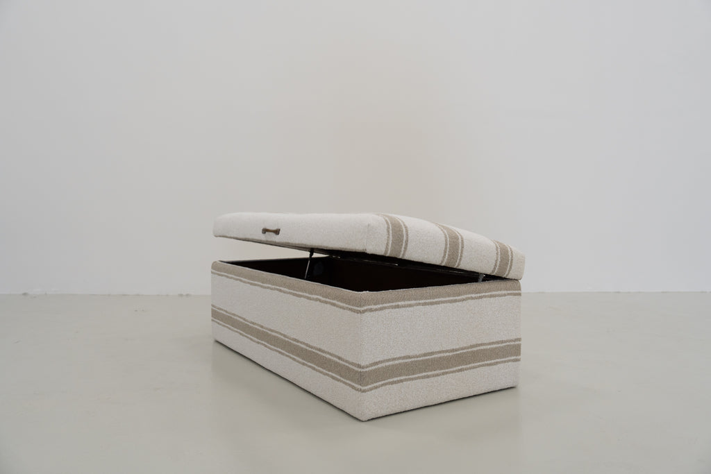 NV.VIII Storage Ottoman Storage Open View 2
