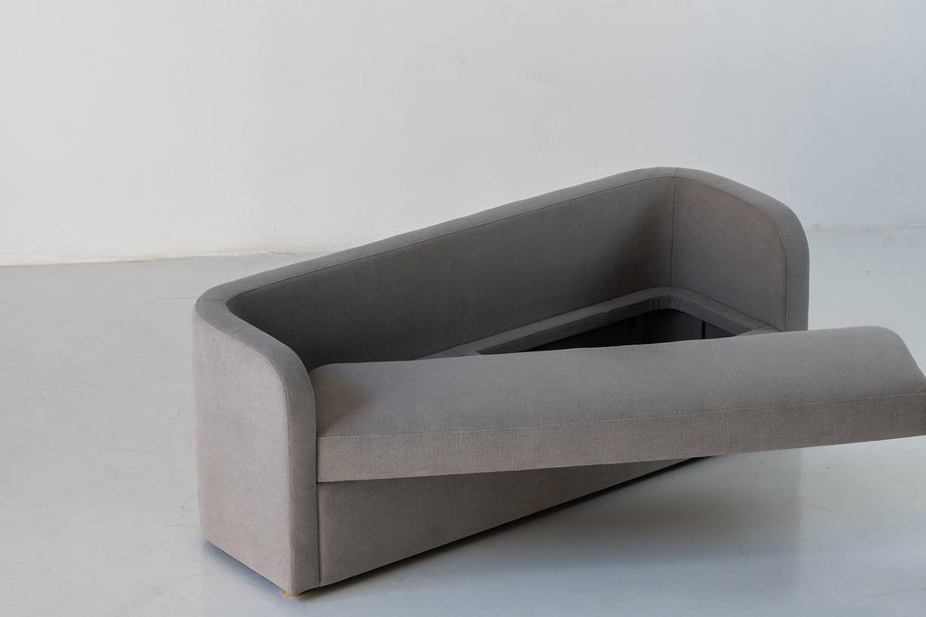 Norr End Of Bed Storage Bench Perspective View 5
