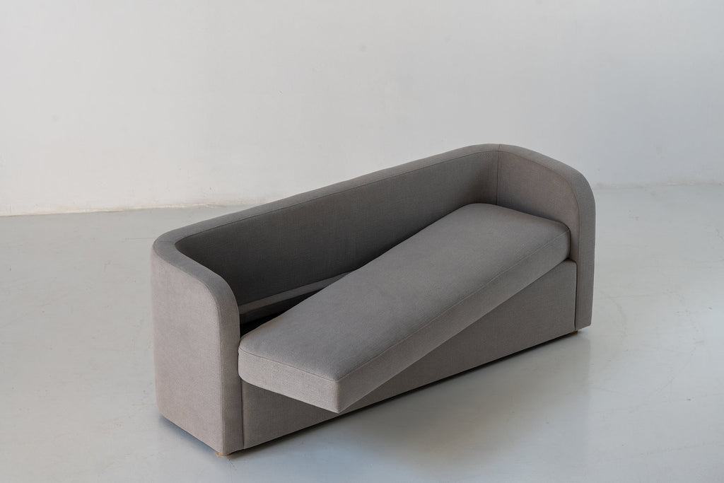 Norr End Of Bed Storage Bench Perspective View 6