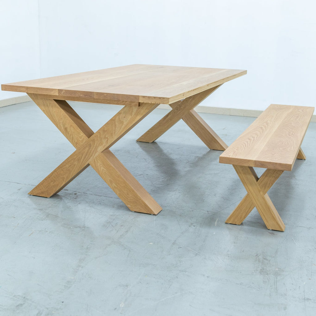 Oak Extendable Dining Table Perspective View 8