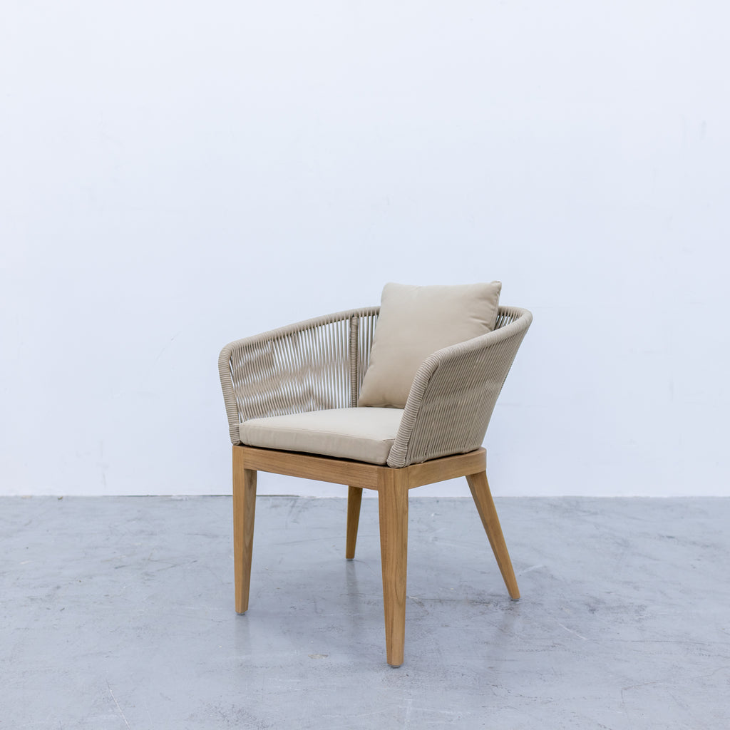 Oslo Dining Chair Side view 3